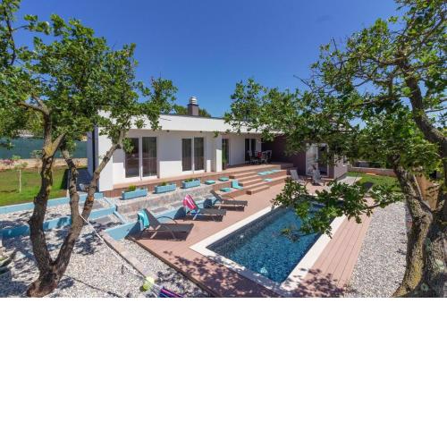 Ferienhaus mit Privatpool für 8 Personen ca 130 qm in Vintijan, Istrien Istrische Riviera