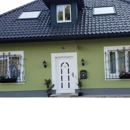 Ferienhaus "Platzhirsch"