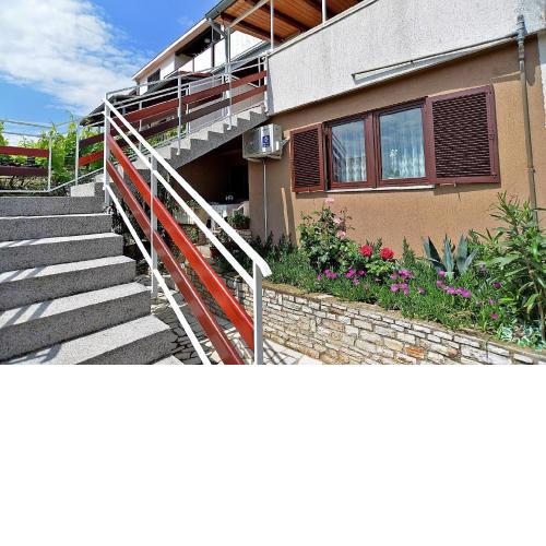 Ferienwohnung für 2 Personen ca 30 qm in Pula, Istrien Istrische Riviera - b54408