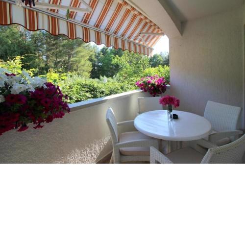 Ferienwohnung Sabina, 2 Schlafzimmer, am Waldrand