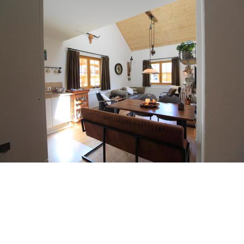 FeWo KITZ - Ski-to-door Apartment