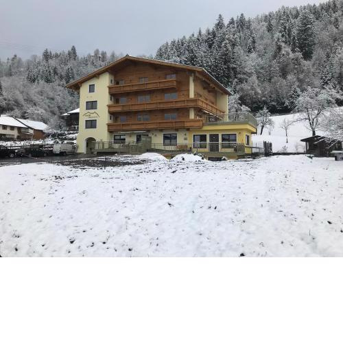 Fiechtl Apartments