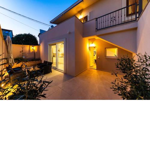 Find Your Haven in Morena Celeste Seaside Puntamika Apartments!