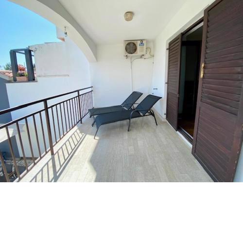 First Floor Marina Views Apartment