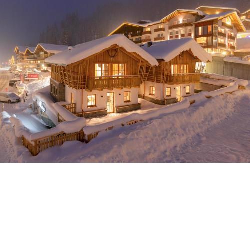 FIRSTpeak Chalets