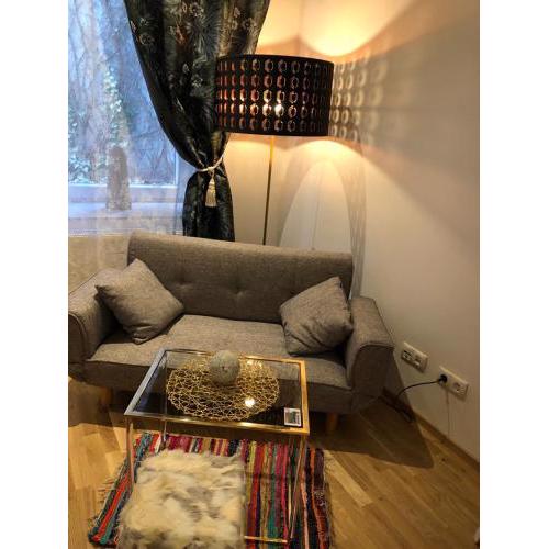 Flair and Design Apartment!