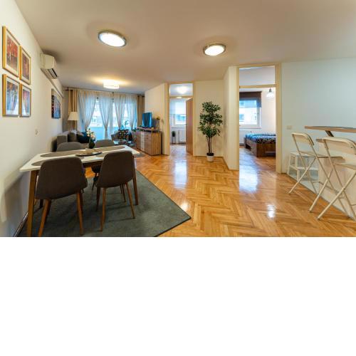 Flex SelfCheckIns 121 - Zagreb - Garage - Loggia - 2 Bedrooms