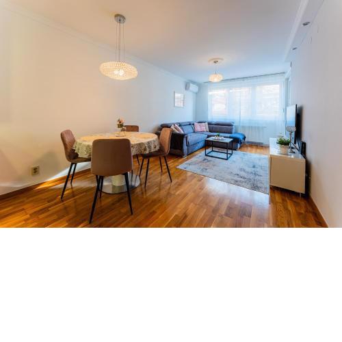 Flexible SelfCheckIns 128 - Zagreb - Garage - Loggia - New