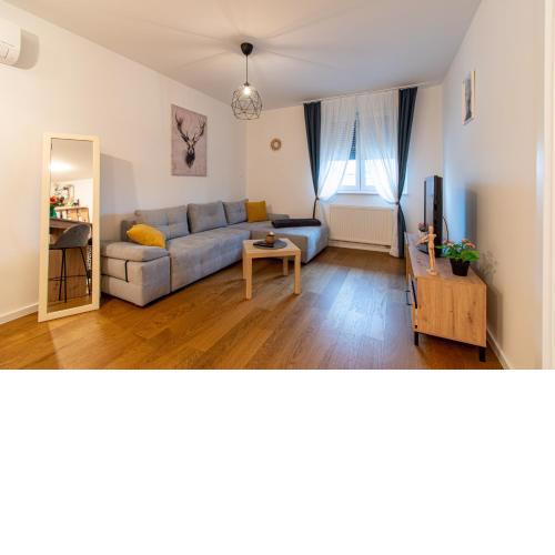Flexible SelfCheckIns 39 - Zagreb - Parking - New