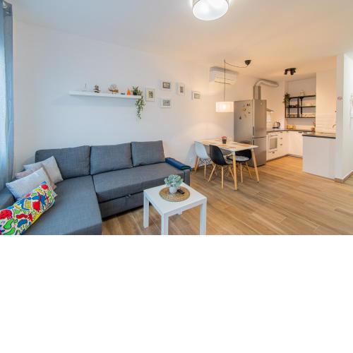 Flexible SelfCheckIns 46 - Zagreb - Garage - Loggia - New
