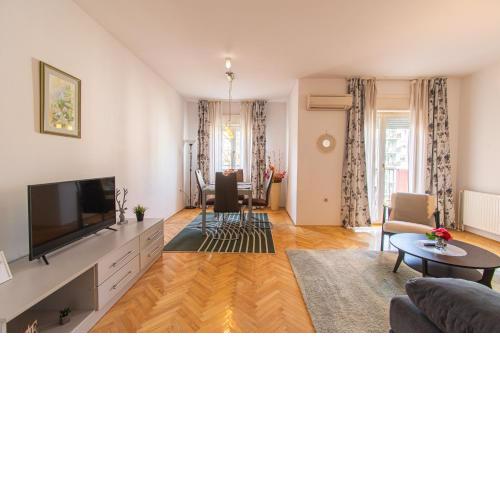 Flexible SelfCheckIns 47 - Zagreb - Two Loggia - New - 3 Bedrooms - 2 WC