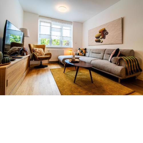 Flexible SelfCheckIns 95 - Zagreb - 3 Bedrooms - Loggia