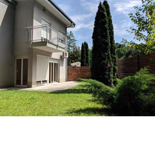 Forrest-Hugging Zagreb Townhomes