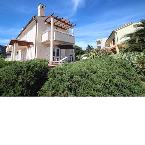Four bedroom Beach House Amaya Medulin