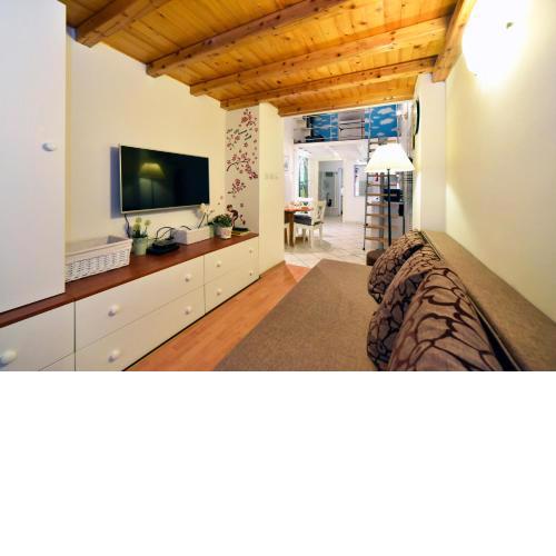 Gallery apartment in pedestrian zone in center of Zagreb