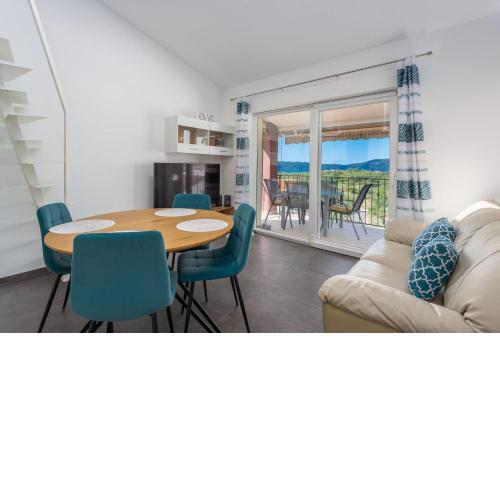 Gallery apartment in Skrbcici (Krk)