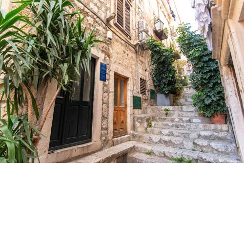Gallus Old town apartment