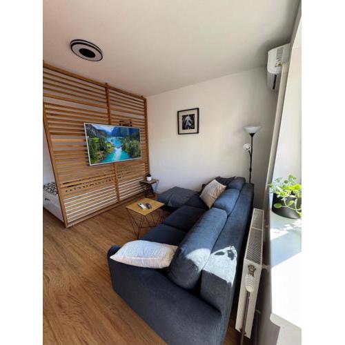 Garden-view Apartment near City Center