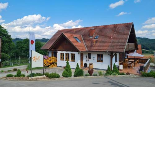Gästehaus - Camping- Weinhof Radl