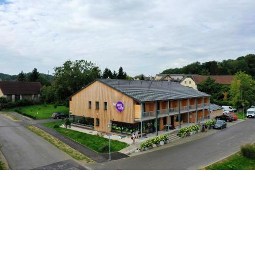GästeHAUS & HOFladen Familie Öllerer