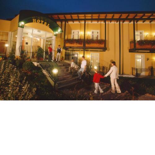 Gasthof Hotel Zum Weinberg