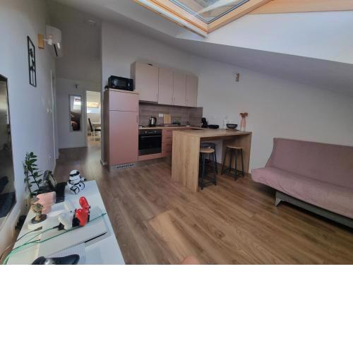 Geek Apartment