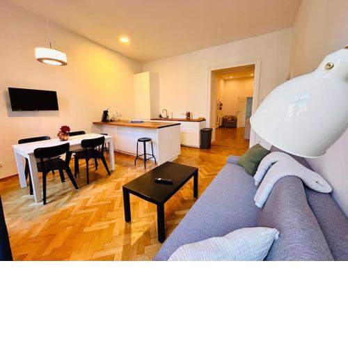 Geräumiges Apartment im Wiener Altbauflair