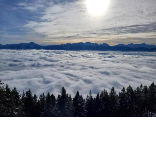 Gerlitzen, Kanzelhöhe, Über den Wolken, Haus Enzian