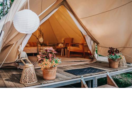 Glamping Černická obora