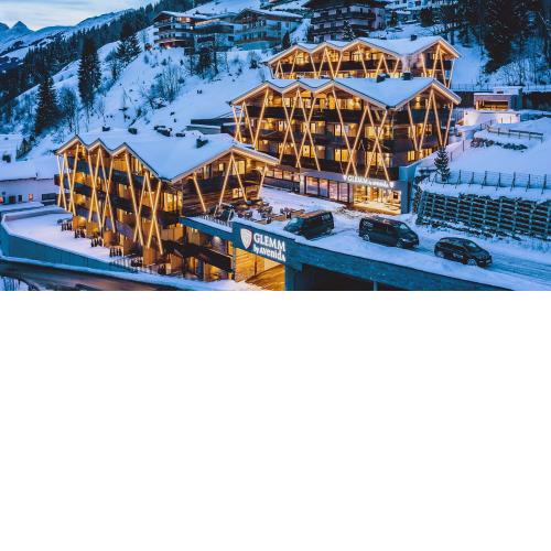 GLEMM by AvenidA Superior Hotel & Residences