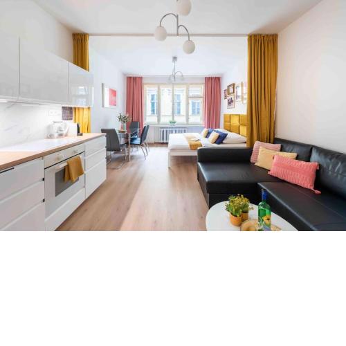 GOLDEN SUNNY APARTMENT / CENTRE / 4 PEOPLE