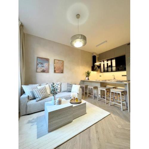 Golden Wabi-Sabi APT