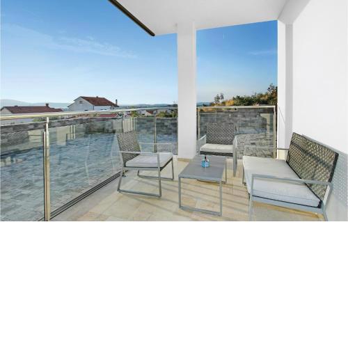 Gorgeous Apartment In Sibenik With Wifi