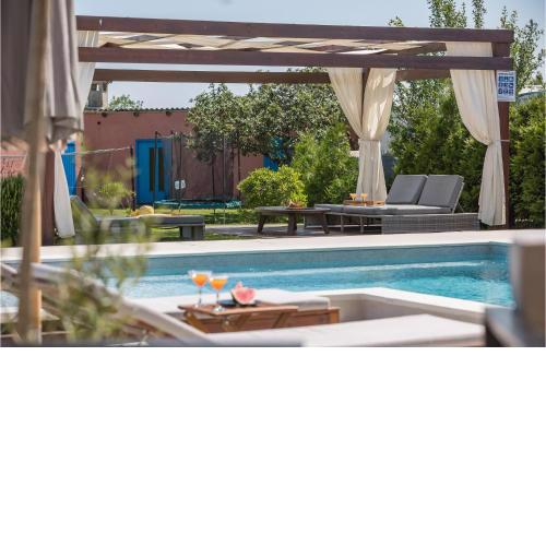 Gorgeous Home In Bokordici With Wifi