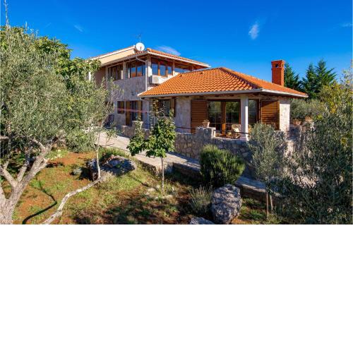 Gorgeous Home In Zgaljici With Sauna