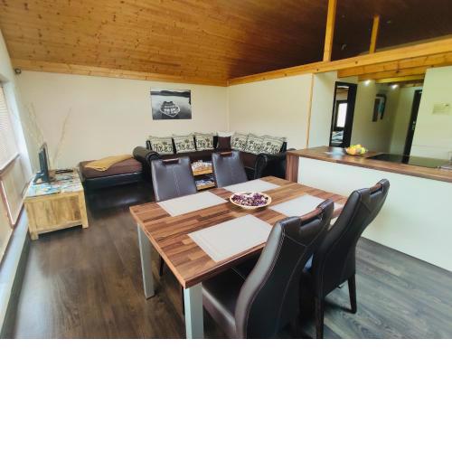 Grand Spa Holiday Home