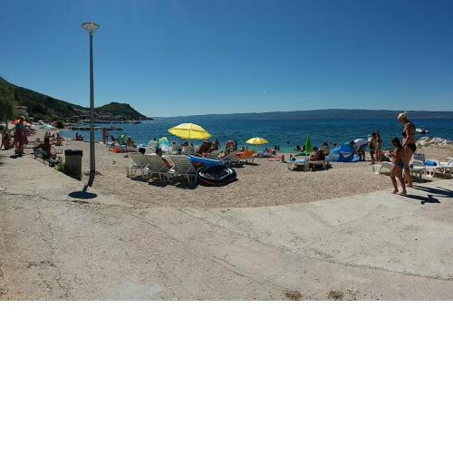Great 3bedroom family apartment Podstrana