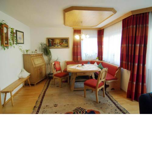 Great holiday home in Hippach with sun terrace