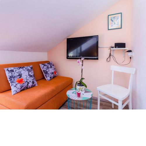 Guest House Avdic - Superior Studio Apartment with Balcony and Sea View