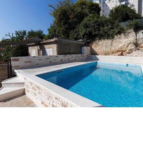 Guest House Kusalo- One Bedroom Apartment with Terrace Apartman 4
