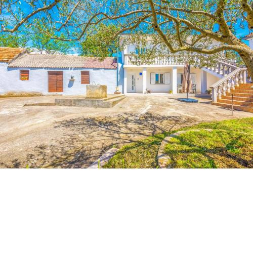 Guest house Marla