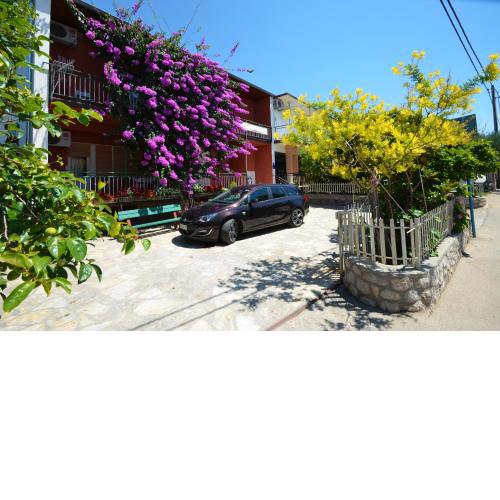 Guest House Tinka
