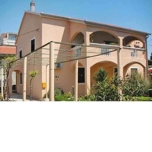 Happy Apartments, Sveti Filip i Jakov