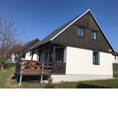 Happy Chalet
