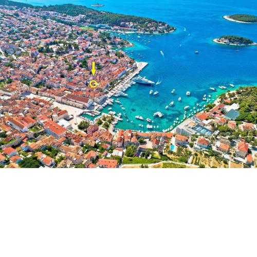 Harbourside Guesthouse Mandina - Hvar