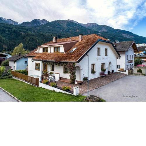 Haus Arnold - Privatzimmer und Ferienwohnungen