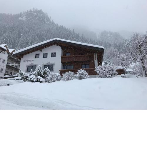 Haus Bergfrieden