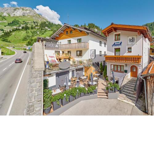 Haus Flexen rooms & apartments