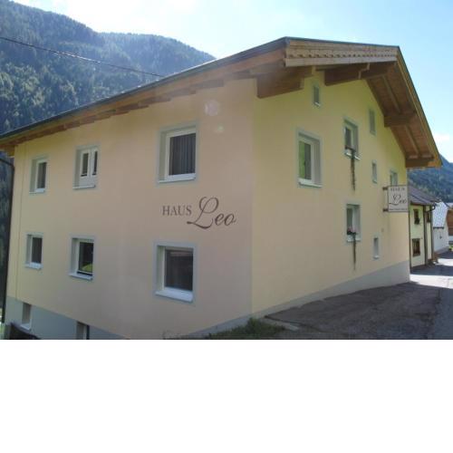 Haus Leo