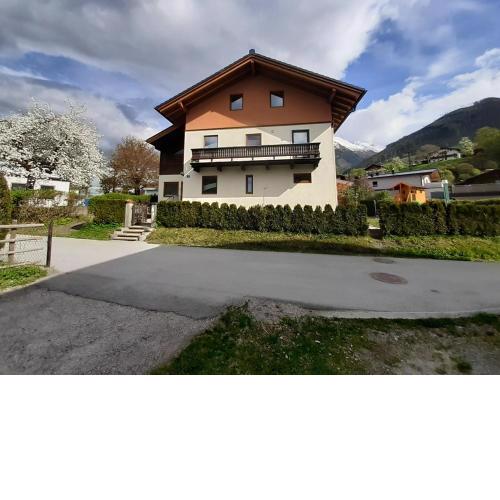 Haus Putzas Appartment
